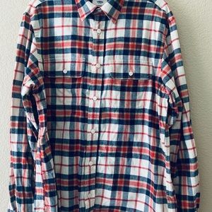 Men’s flannel button down shirt